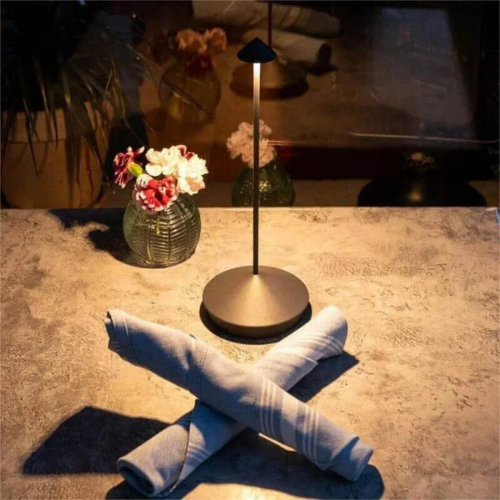 Wireless Minimalist LED Table Lamp