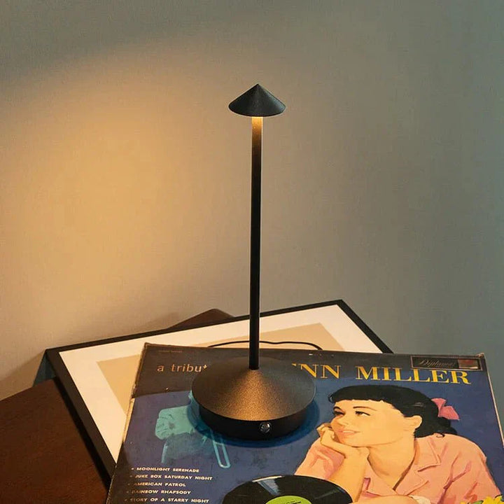 Wireless Minimalist LED Table Lamp