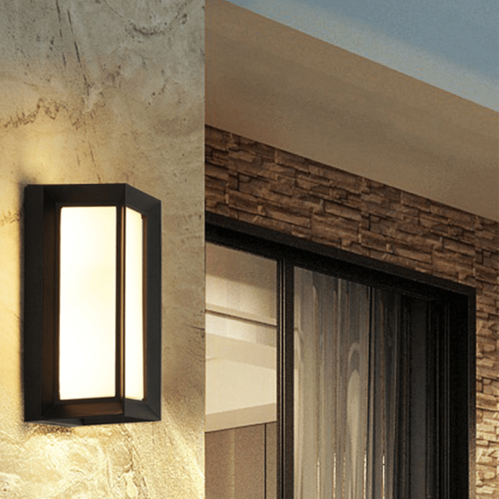 Black and White Wall Lamp