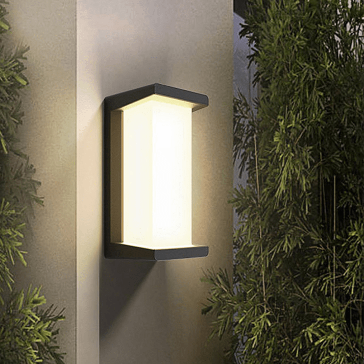 Black and White Wall Lamp