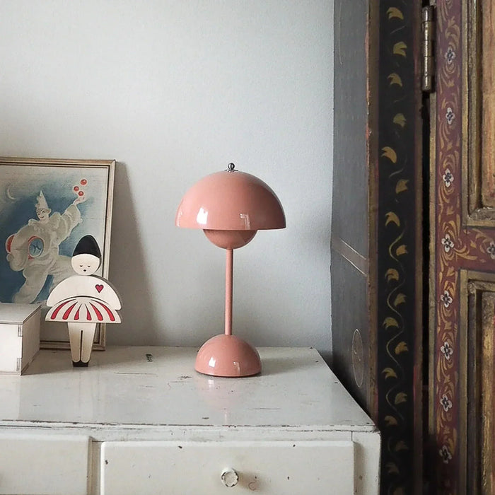 AuroraGlo™ LED Table Lamp