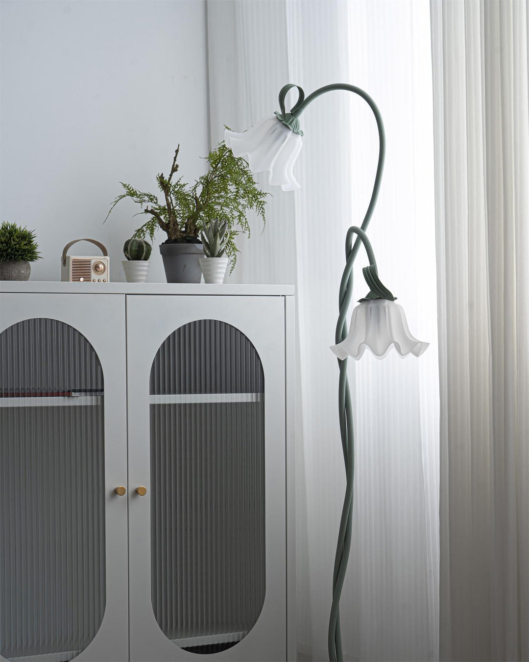 Calla Flowers Floor Lamp
