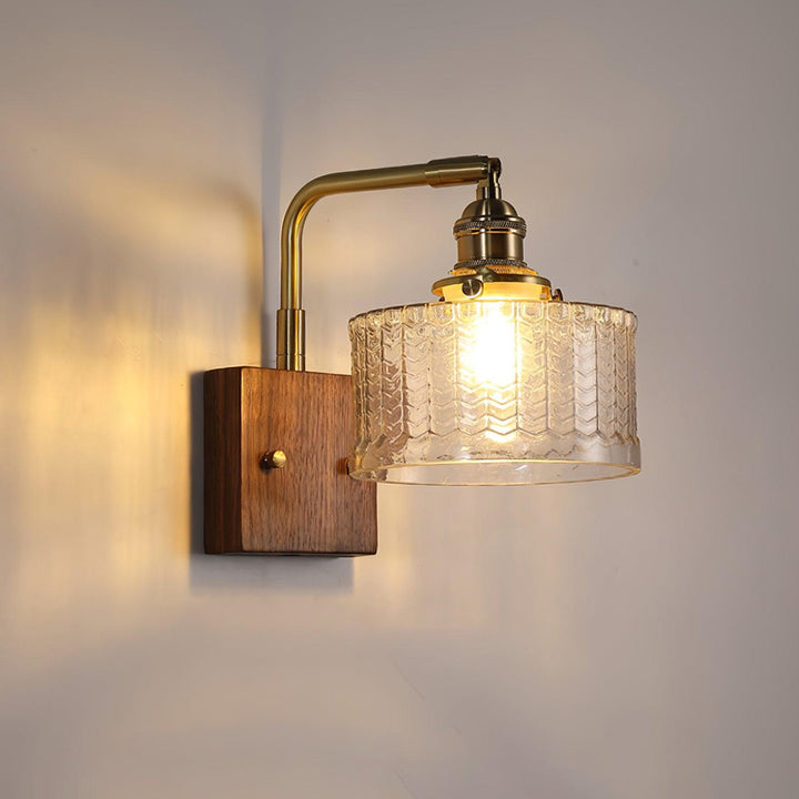 Camela Wall Lamp