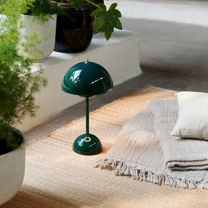 AuroraGlo™ LED Table Lamp