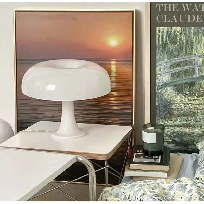 Minimalist Mushroom-Shaped Table Lamp