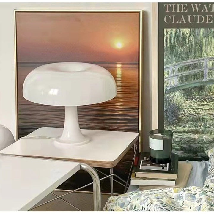Minimalist Mushroom-Shaped Table Lamp