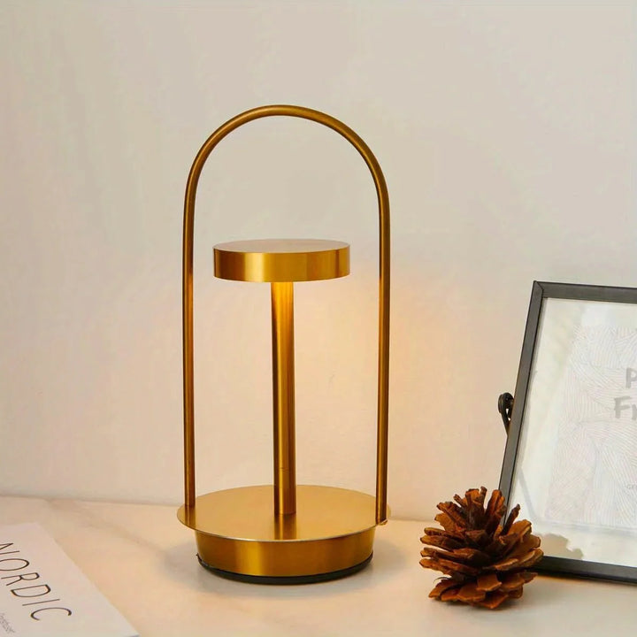 Estraglo | LED Table Lamp