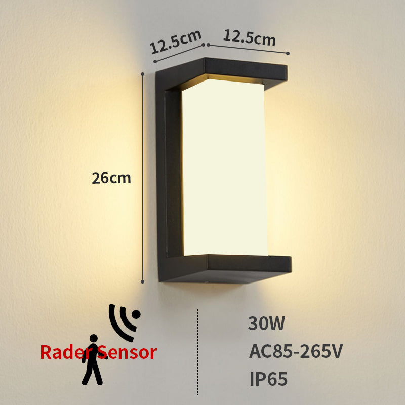 Wall lamp with motion sensor