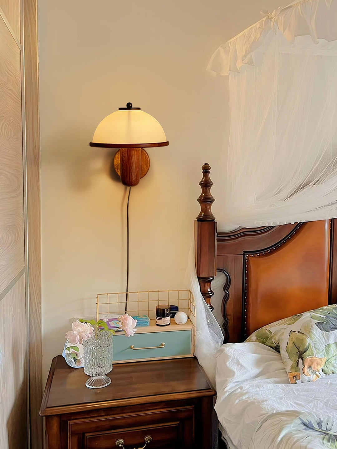 Mushroom Wooden Wall Lamp
