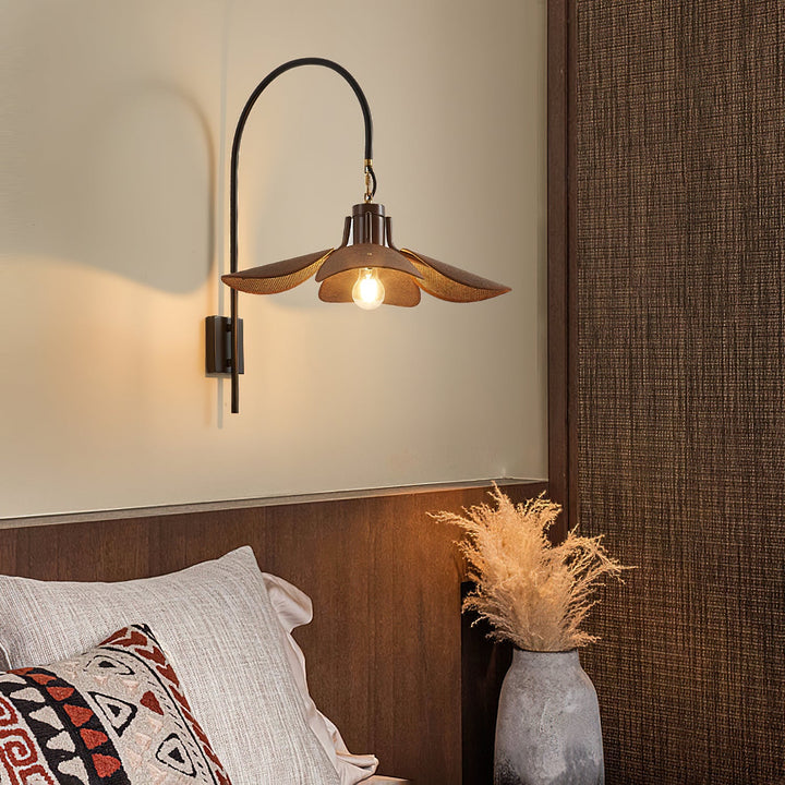 Wall Lamp Petal Bloom