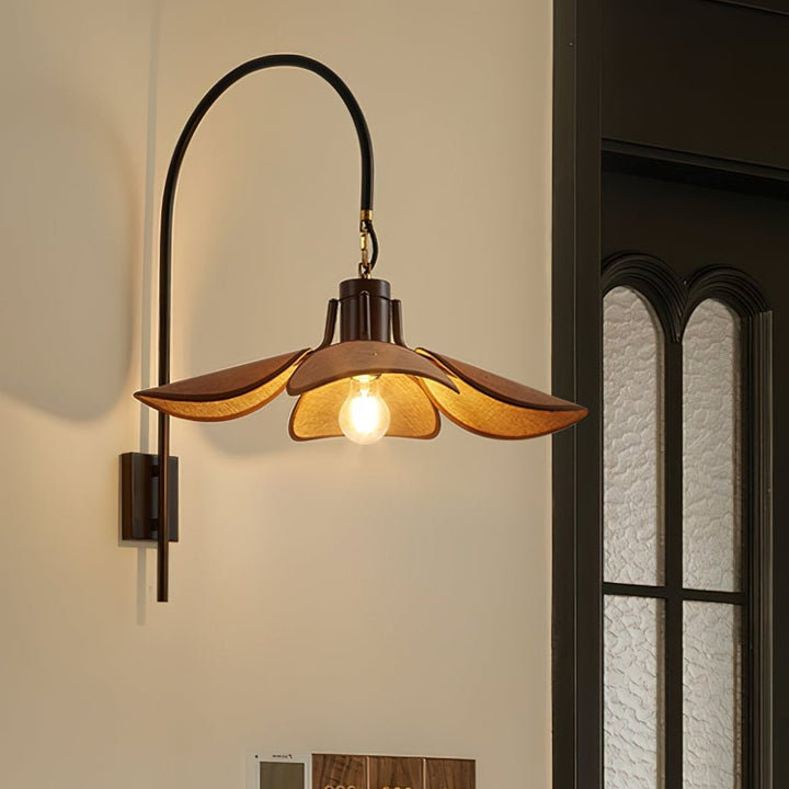 Wall Lamp Petal Bloom