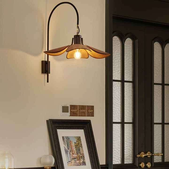Wall Lamp Petal Bloom