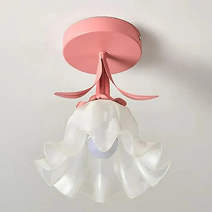Simple Tiffany Ceiling Lamp with Mini Flowers