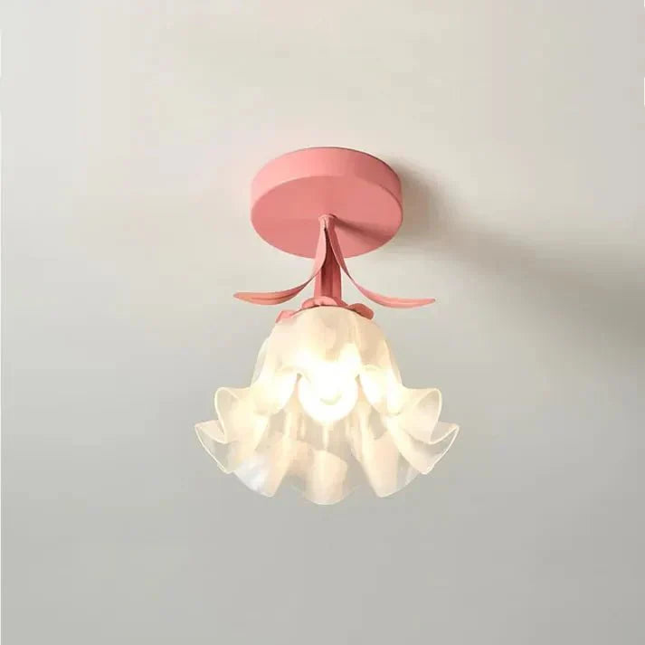 Simple Tiffany Ceiling Lamp with Mini Flowers