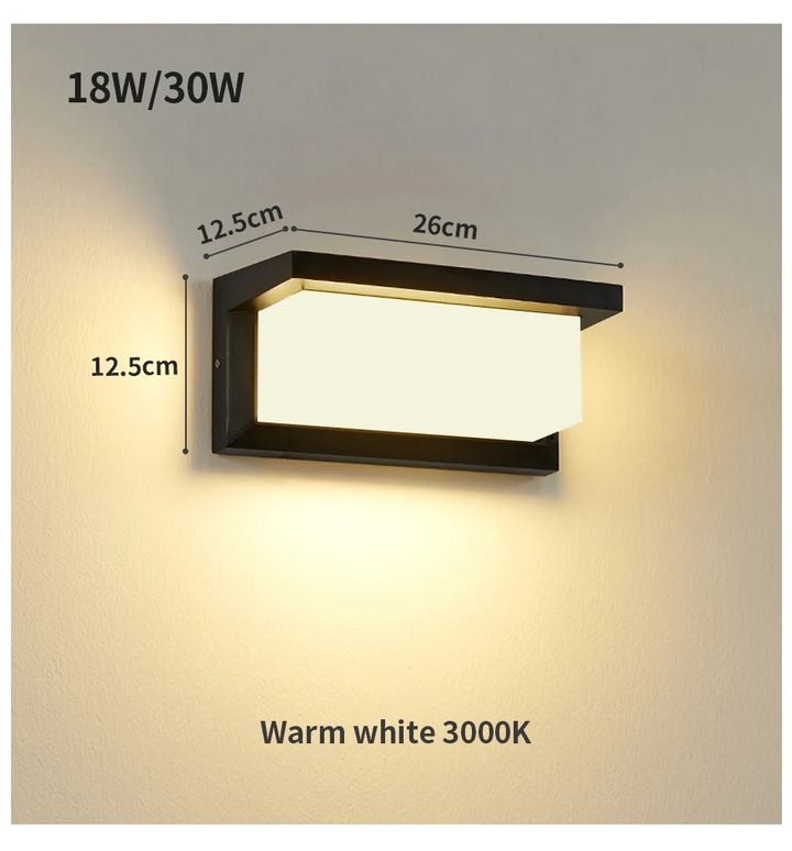Wall lamp with motion sensor