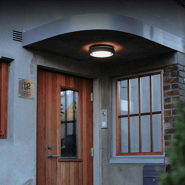 Outdoor Wall Lamp / Ceiling Lamp Built-in