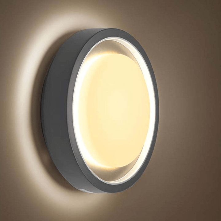 Outdoor Wall Lamp / Ceiling Lamp Built-in