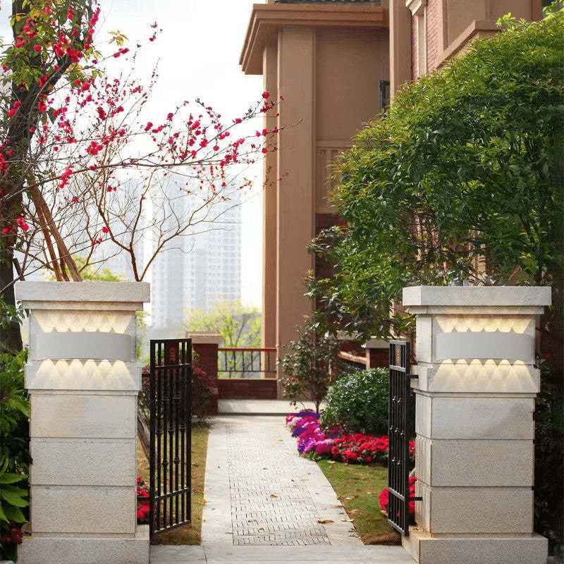 Outdoor Waterproof Aluminum LED Wall Lamp
