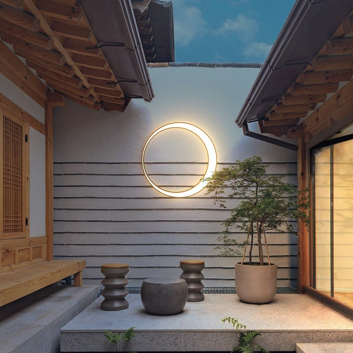 Eclipse Outdoor Wall Lamp