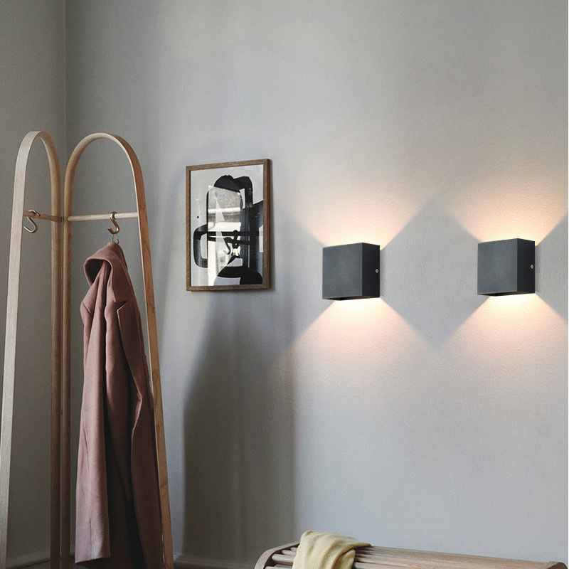Modern Aluminum Waterproof LED Wall Lamp for Indoor and Outdoor Use