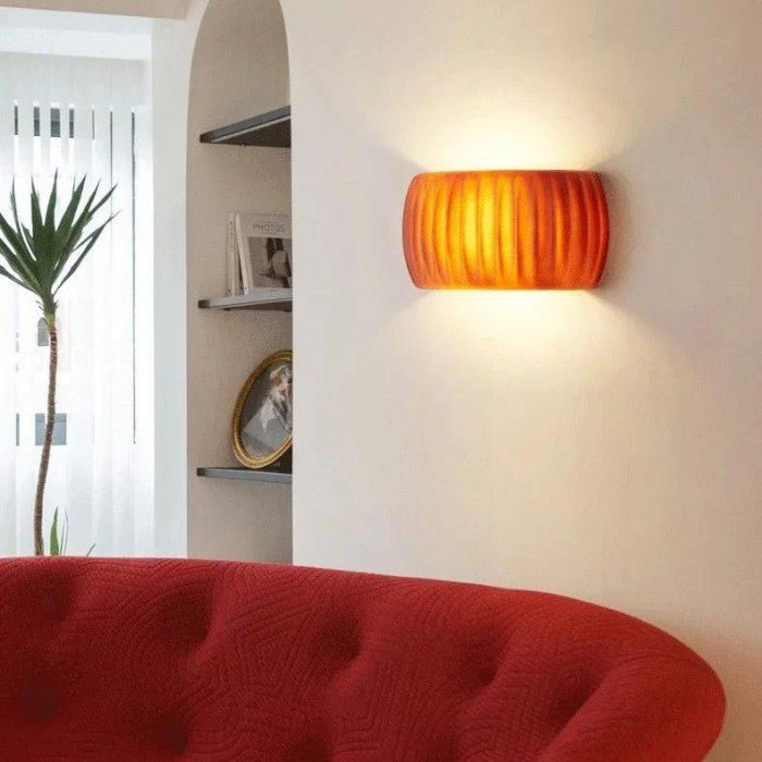 Modern Art Deco resin ribbed wall lamp