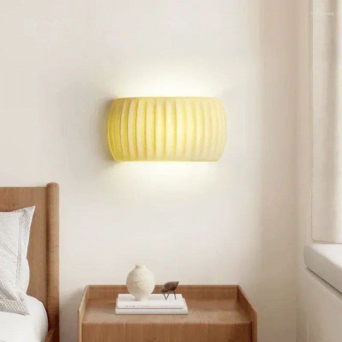Modern Art Deco resin ribbed wall lamp